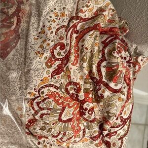 Pottery Barn Duvet Cover- Full/Queen Floral Paisley Print Fabric